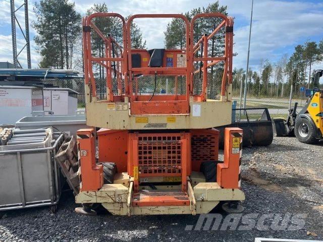 JLG 260mrt Scissor lifts