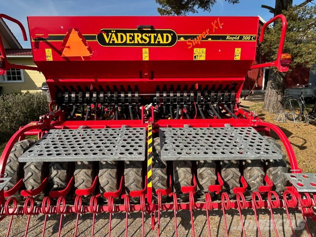 Väderstad RAPID 300C Combination drills