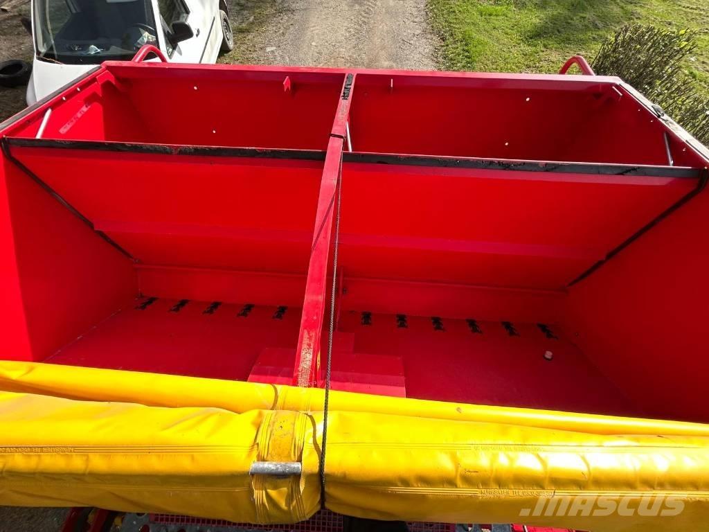 Väderstad RAPID 300C Combination drills