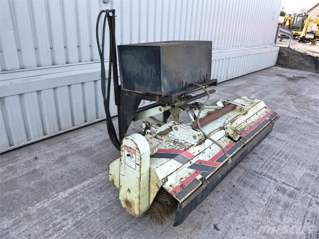  Farmway FT7 Sweepers