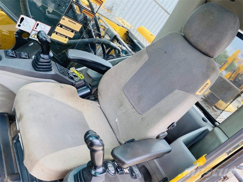 Volvo EC210CL Crawler excavators