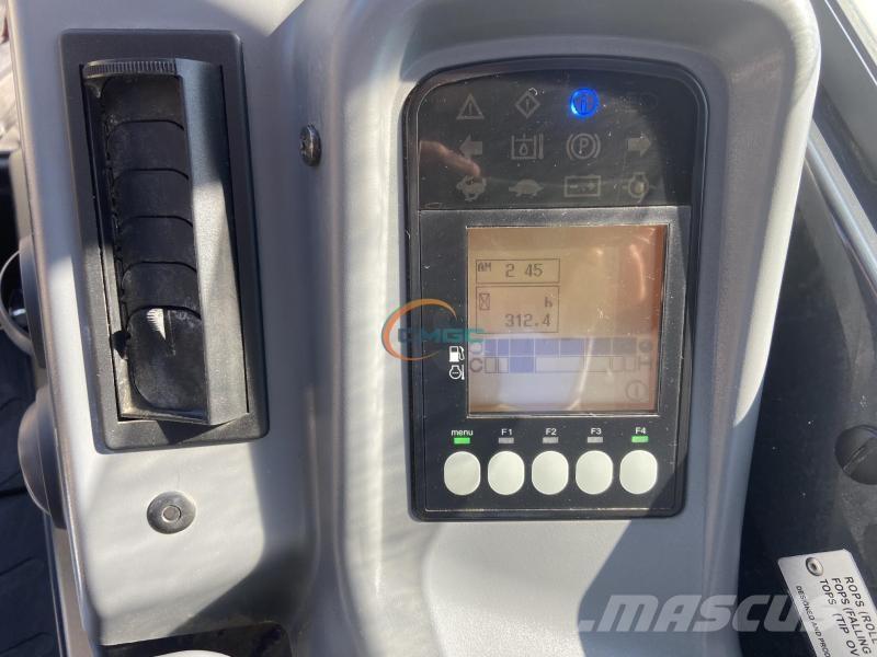 Yanmar VIO38-6 Wheeled excavators
