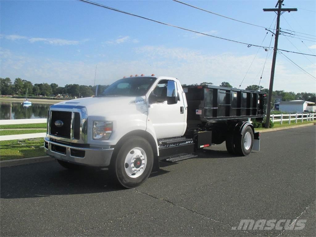 Ford F750 Hook lift trucks