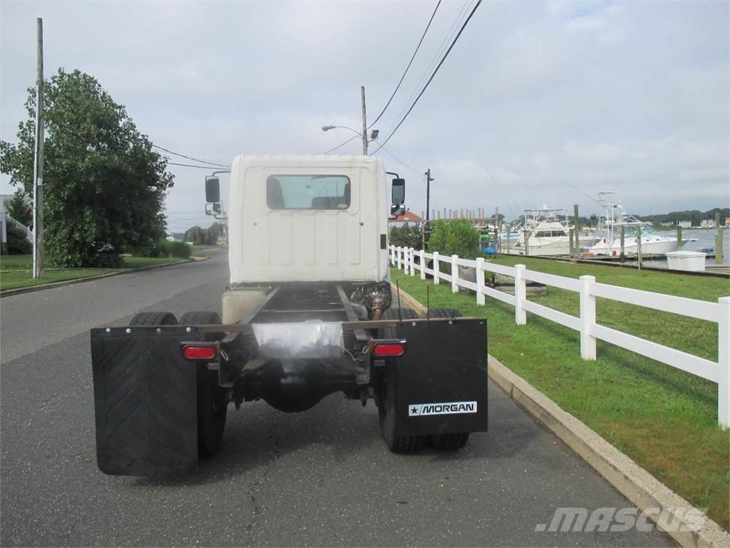 Hino 268 Chassis Cab trucks