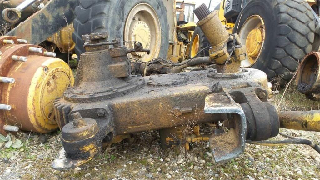Bell B25C Transmission
