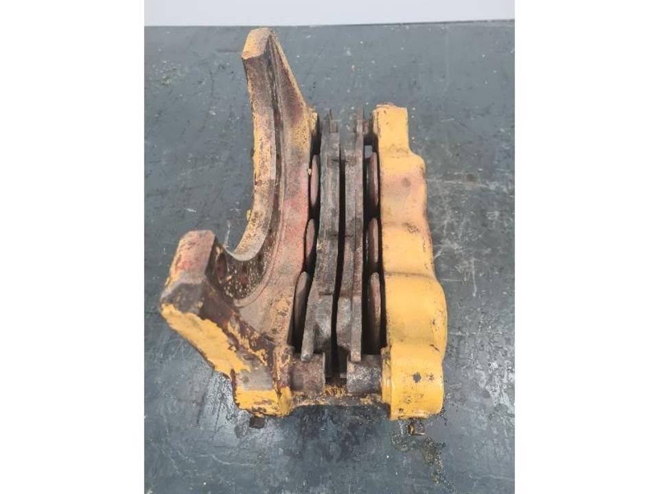 CAT 730 Transmission