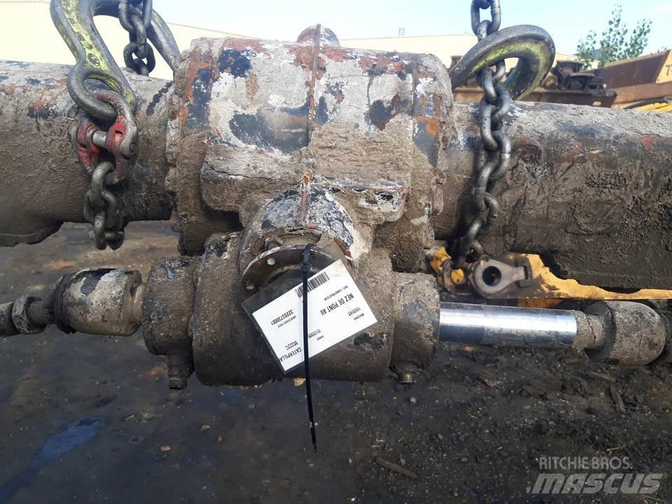 CAT M322C Transmission