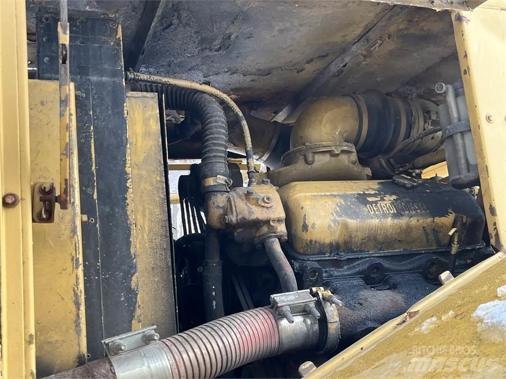 Grove RT65S Rough terrain cranes
