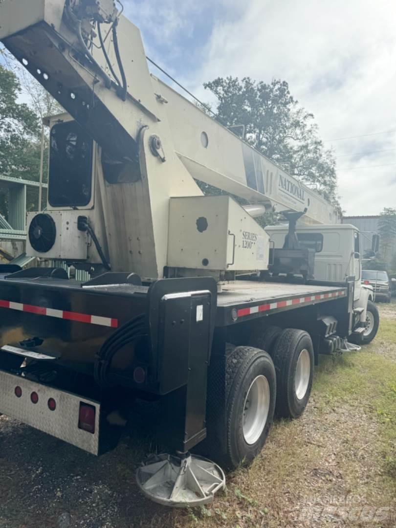 National 1295 Crane trucks