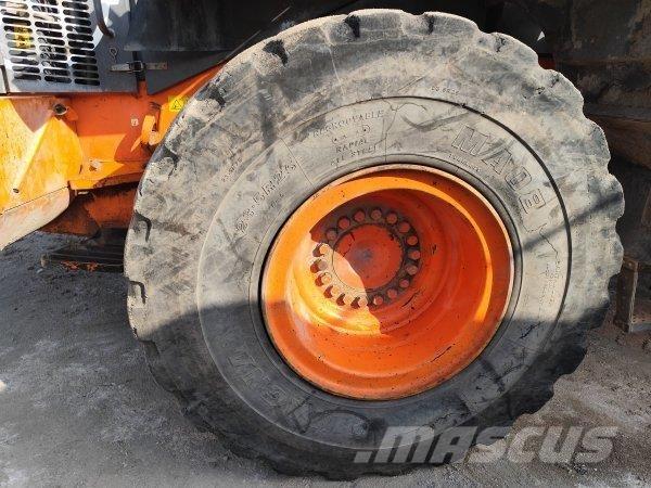 Hitachi ZW 220 Wheel loaders