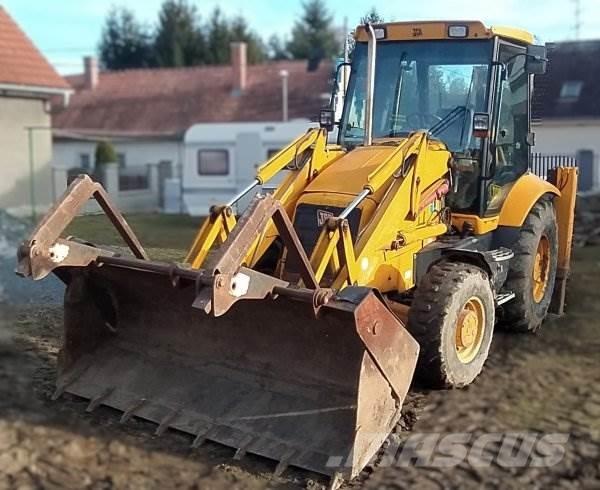 JCB 3 CX Backhoe loaders