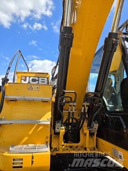 JCB JZ 235 LC Crawler excavators