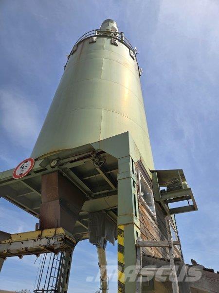  _JINÉ (CZ) DŘEVO TRUST Tanker trucks