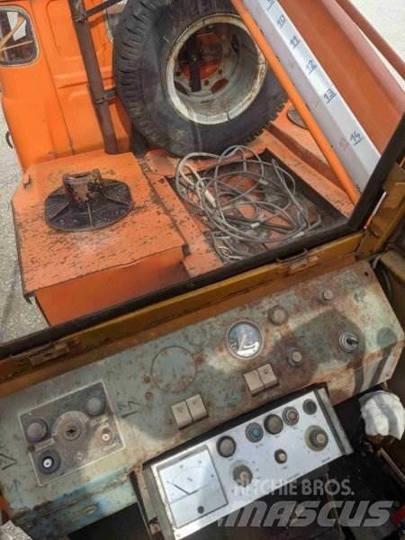 Tatra AD16 Crane trucks