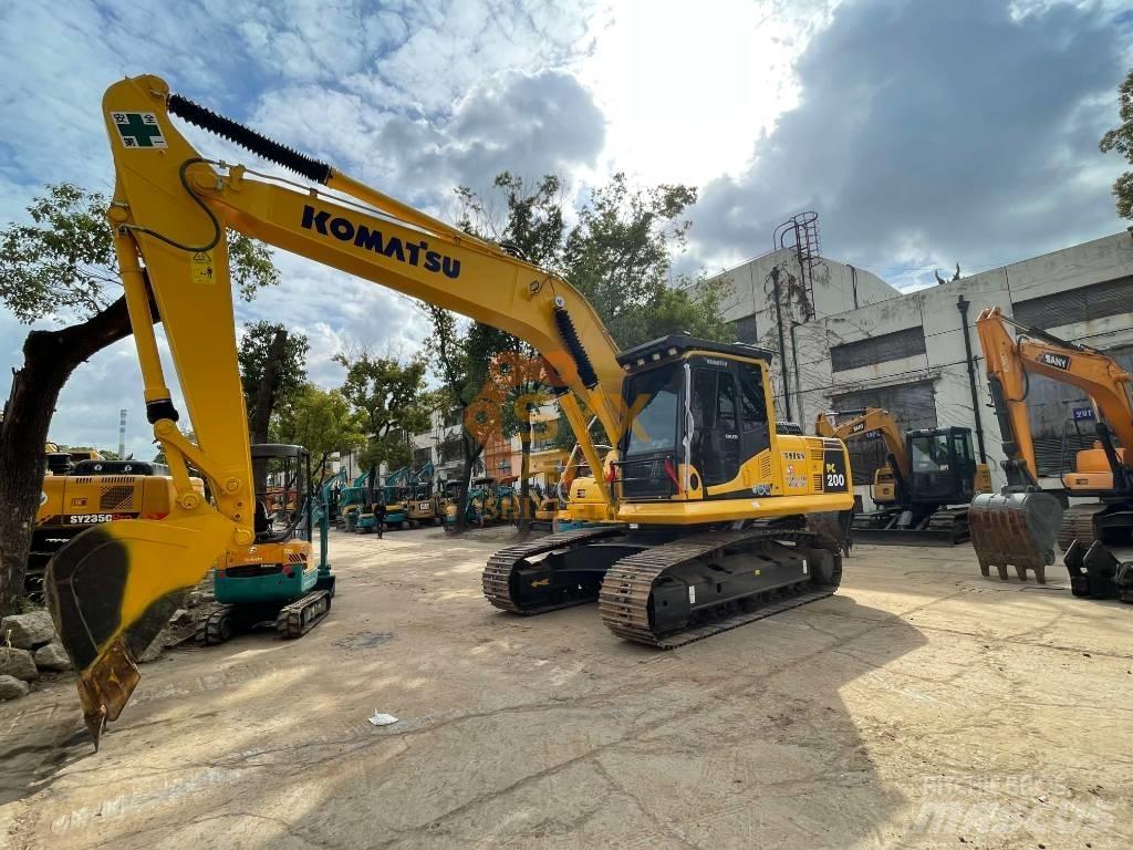 Komatsu PC 200-8 Crawler excavators
