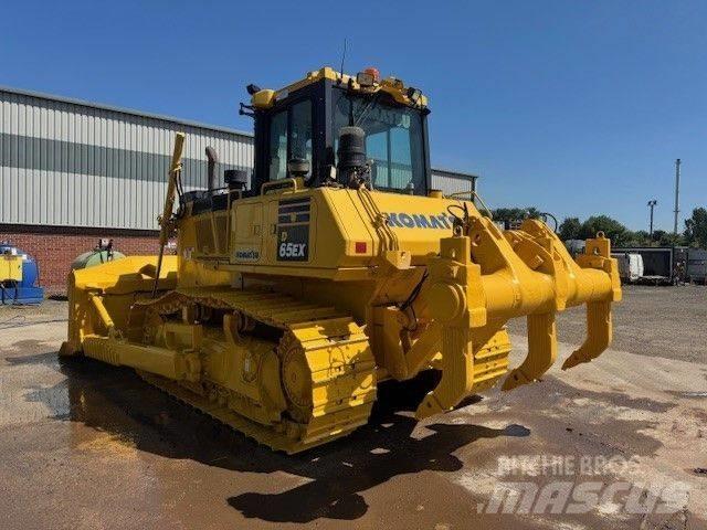 Komatsu D65EX-18 Crawler dozers