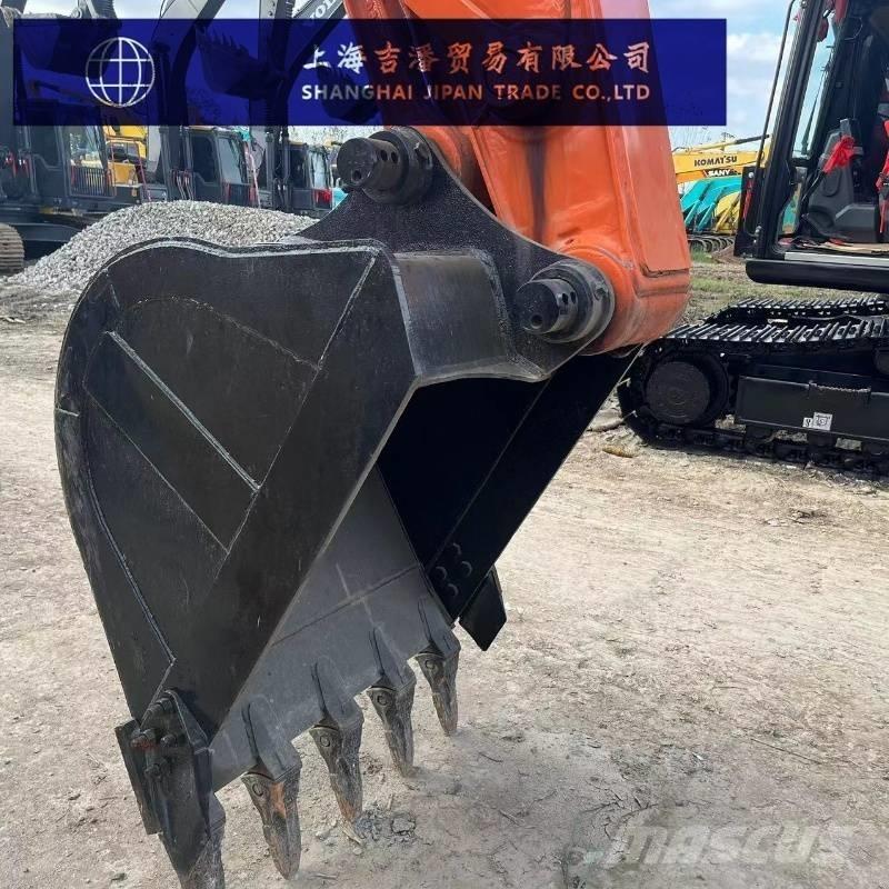 Hitachi ZX 160 Midi excavators  7t - 12t