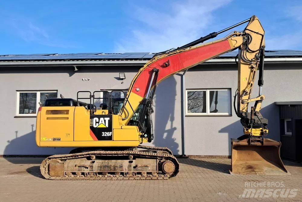 CAT 326 F L Crawler excavators