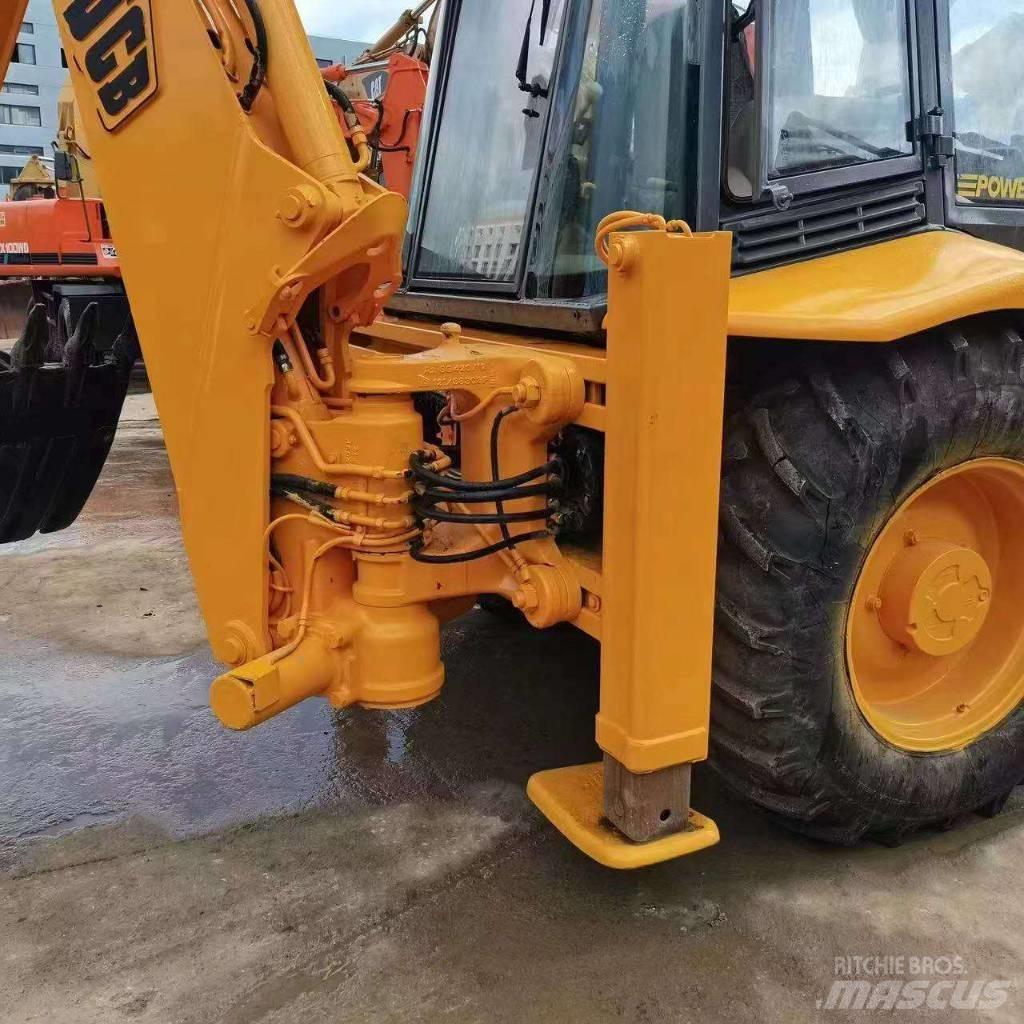 JCB 4 CX Backhoe loaders
