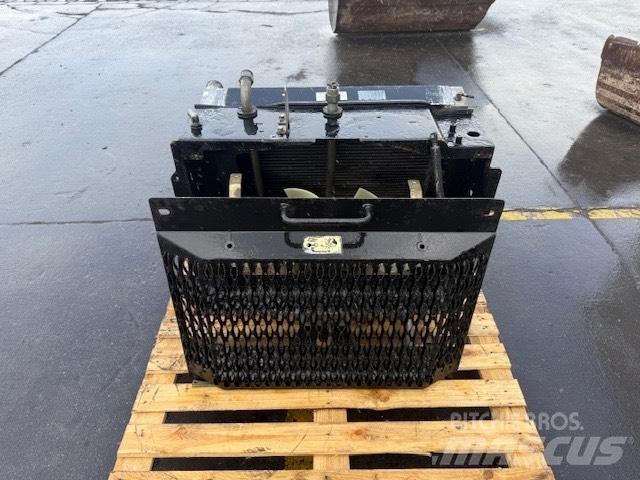 CAT 313 C CHŁODNICA Radiators