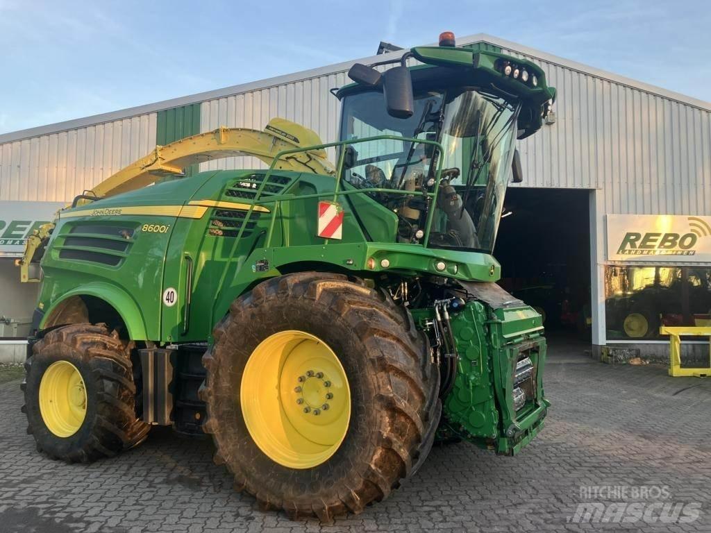 John Deere 8600 Forage harvesters