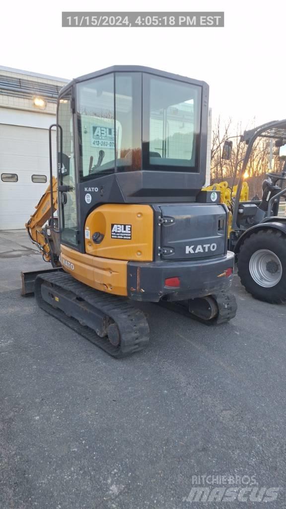 Kato HD35N4 Mini excavators < 7t (Mini diggers)