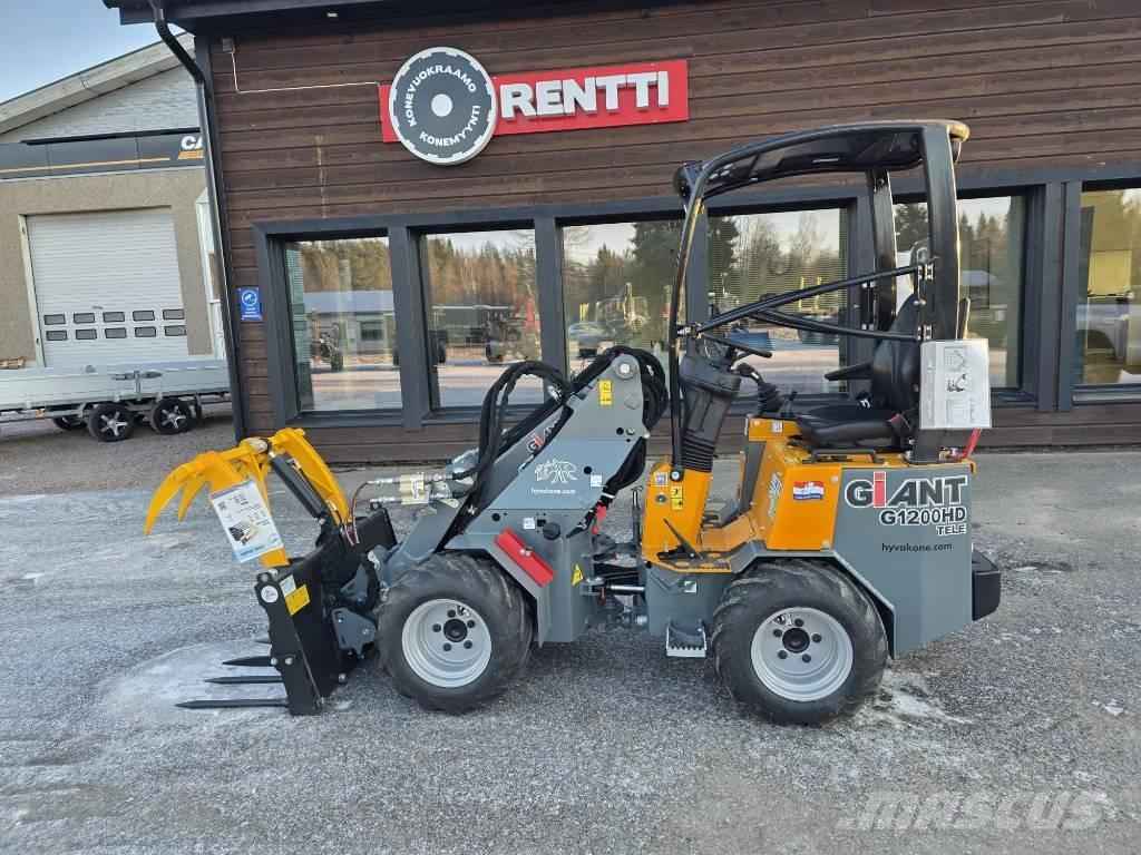 GiANT G 1200HD TELE Multi purpose loaders