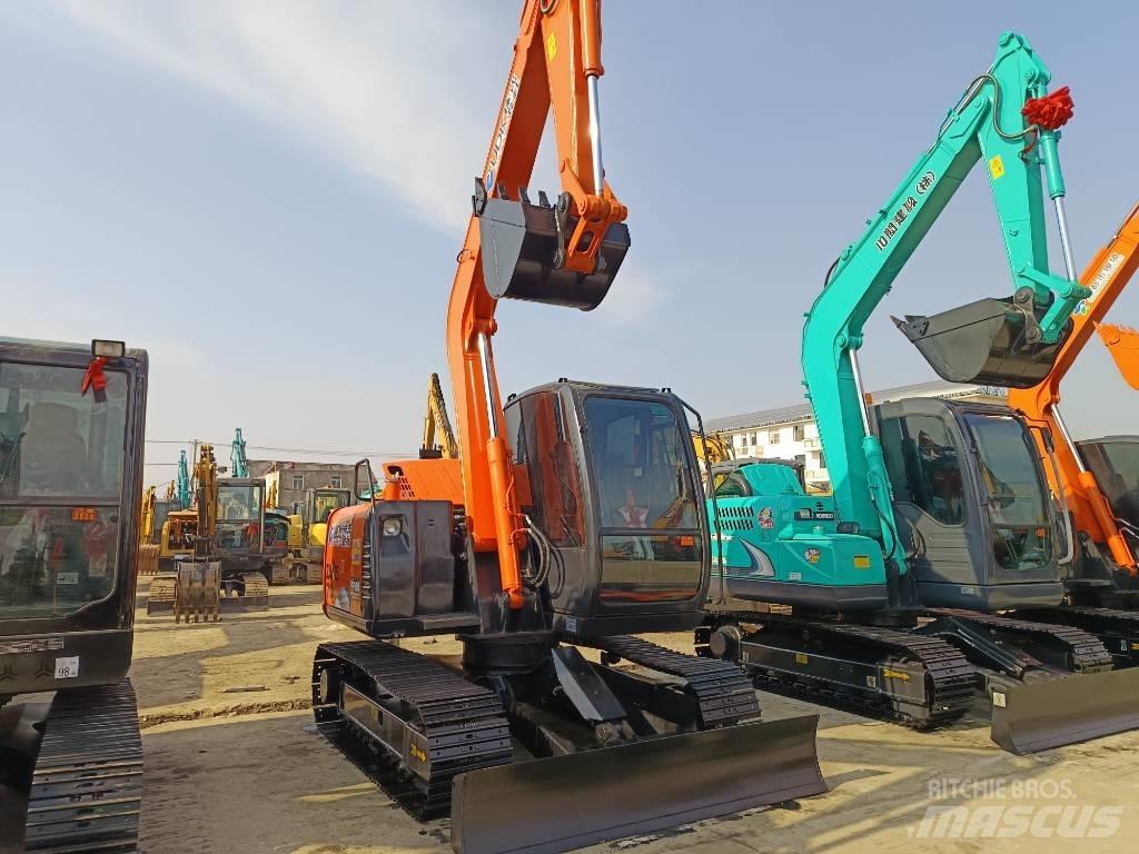 Hitachi ZX 70 Midi excavators  7t - 12t