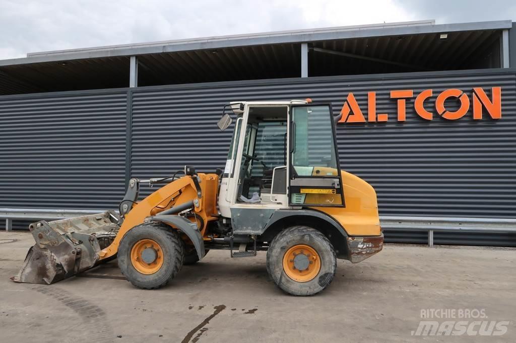 Liebherr L 506 Wheel loaders