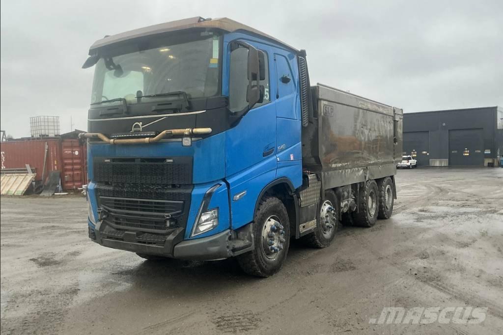Volvo FH 540 Skip loader trucks