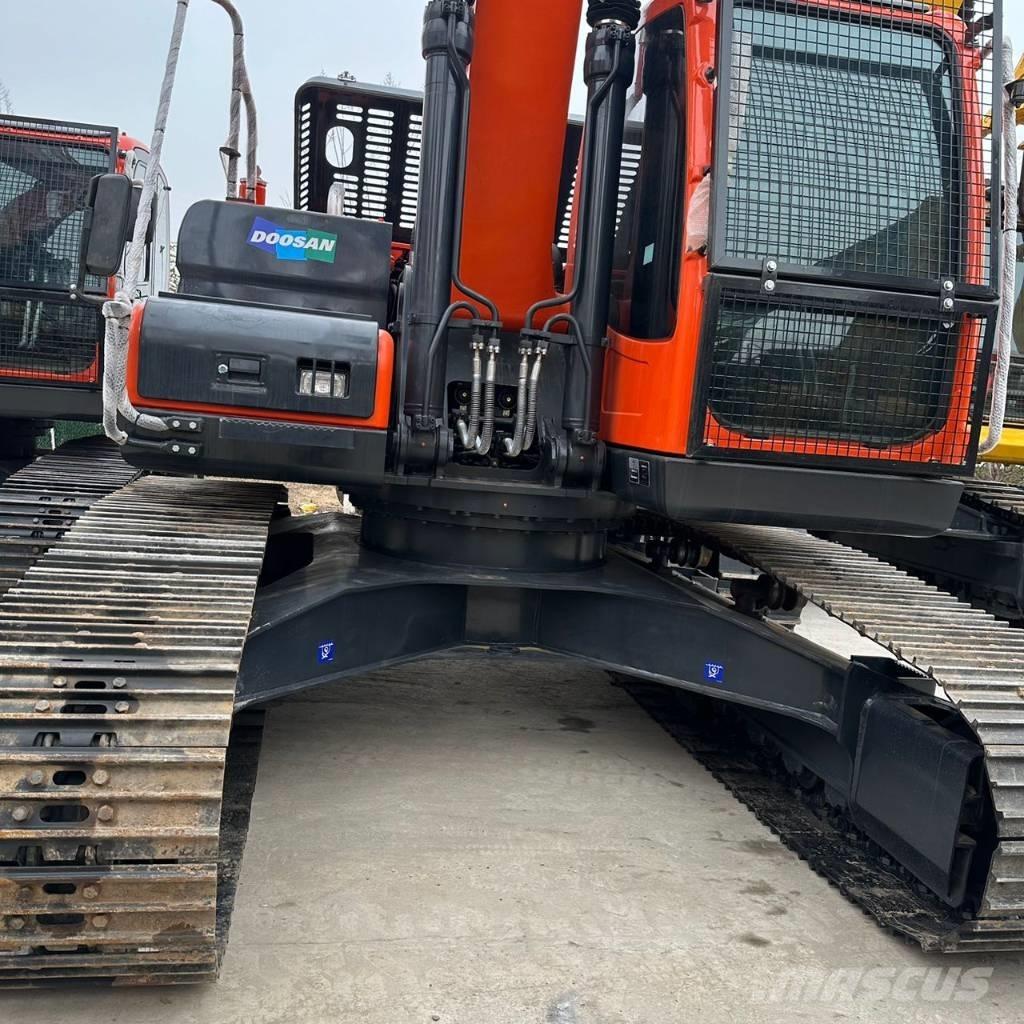 Doosan DX225LC-9C Crawler excavators