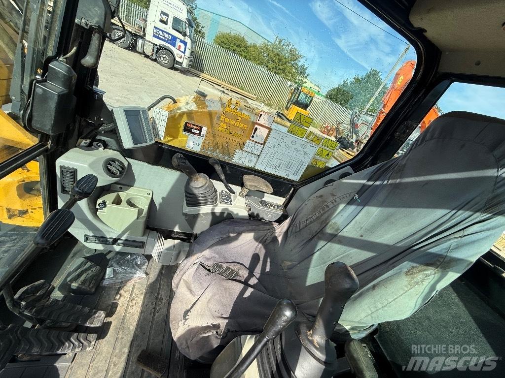CAT 308 E 2 CR Midi excavators  7t - 12t