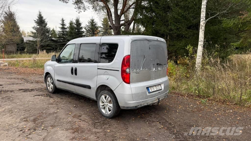 Opel Combo Cars