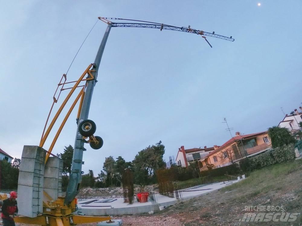 Potain HD 14 A Self erecting cranes