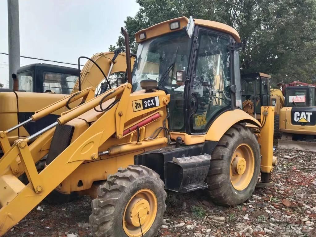 JCB 3 CX Backhoe loaders