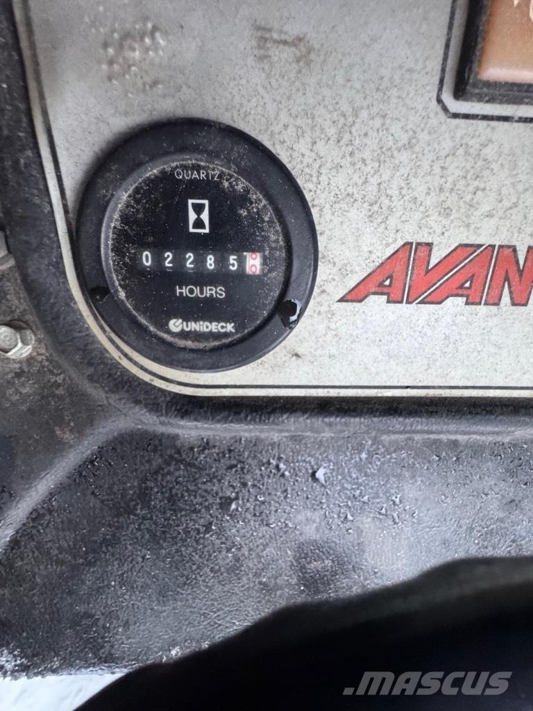 Avant 520+ Mini loaders