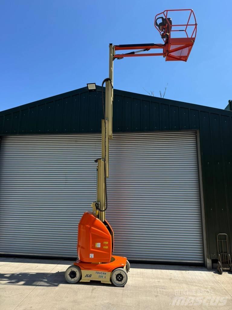 JLG Toucan 10 E-L Vertical mast lifts
