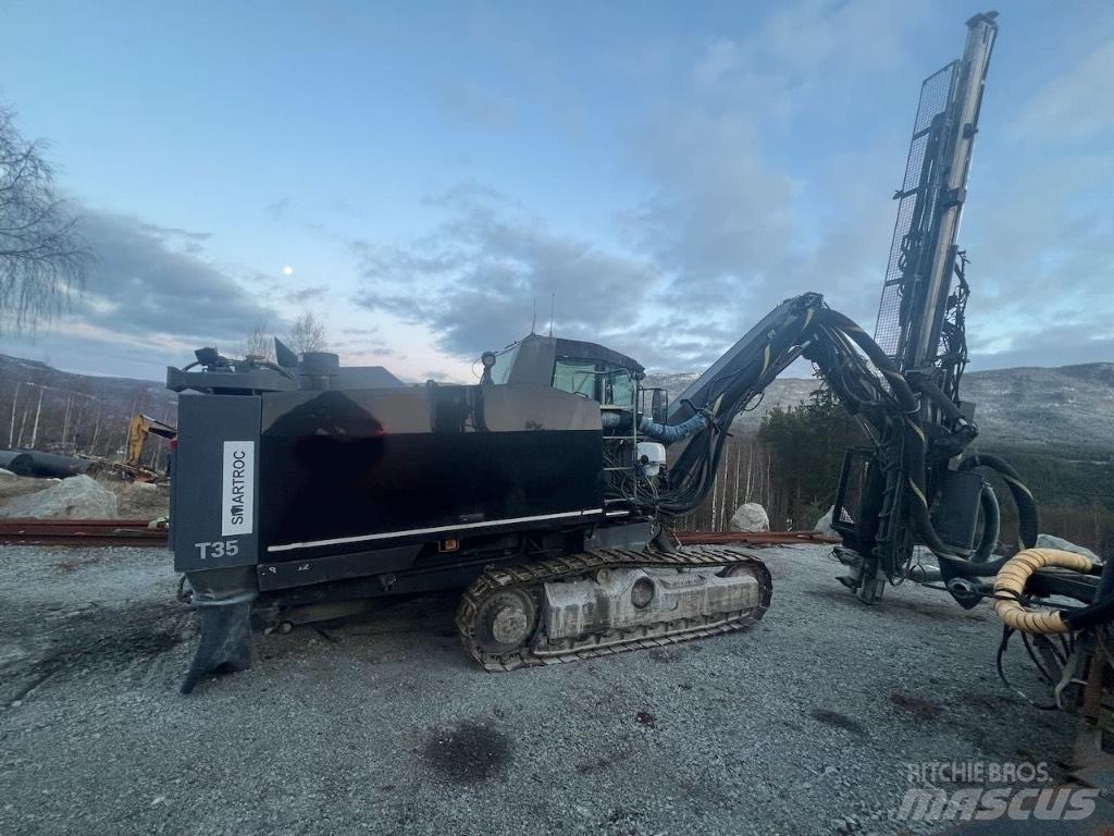Epiroc Smartroc T35 Surface drill rigs