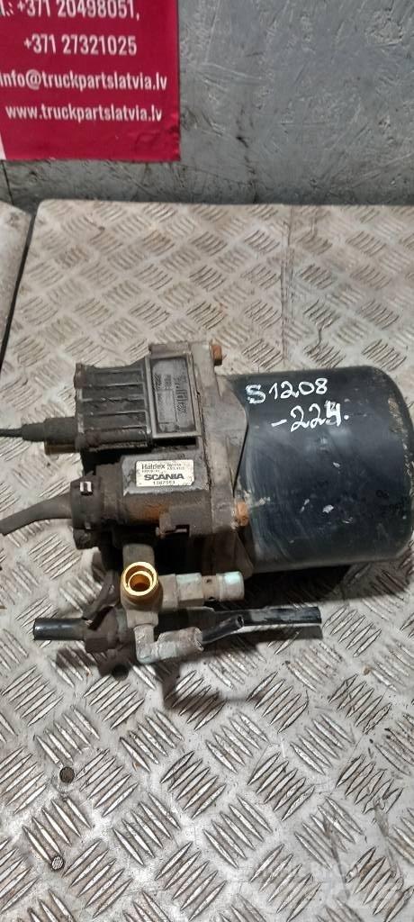 Scania 94 D.   1387553 Brakes