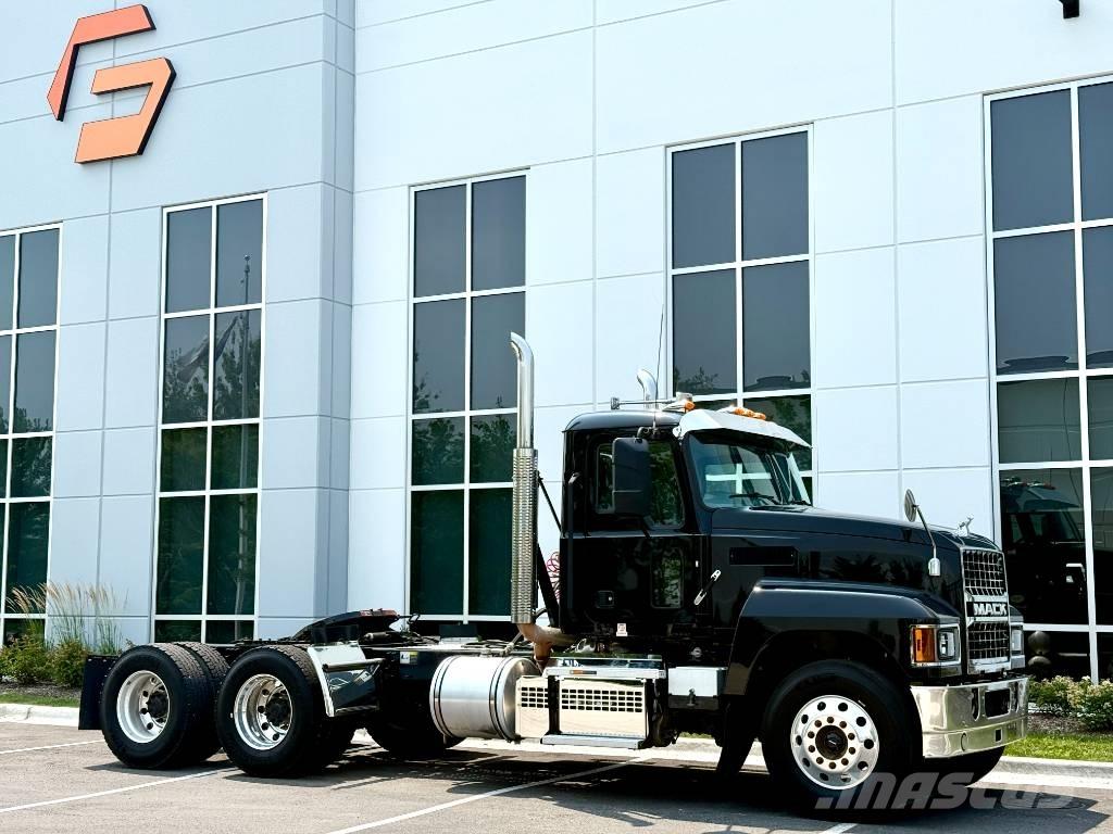 Mack Pinnacle Tractor Units