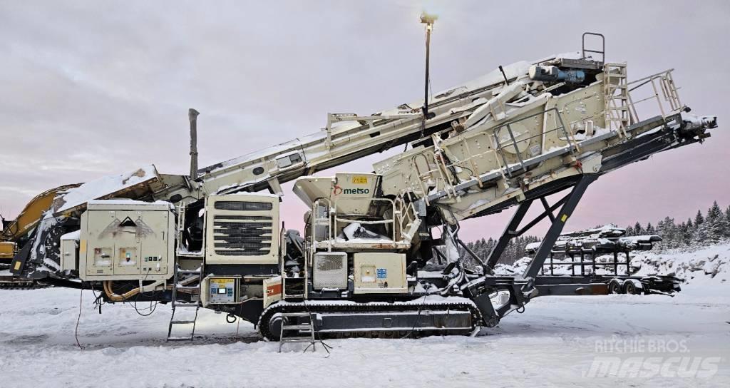 Metso LT 330 D Mobile crushers