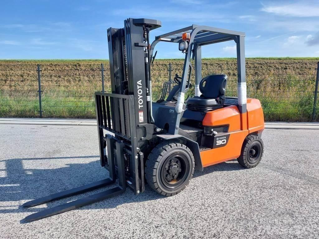 Toyota FDZN30 Forklift trucks - others