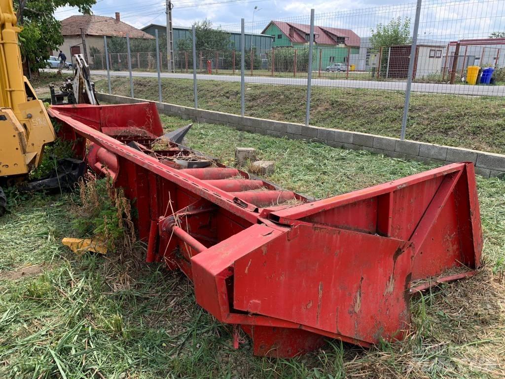 Kuhn 11M Combine harvester heads