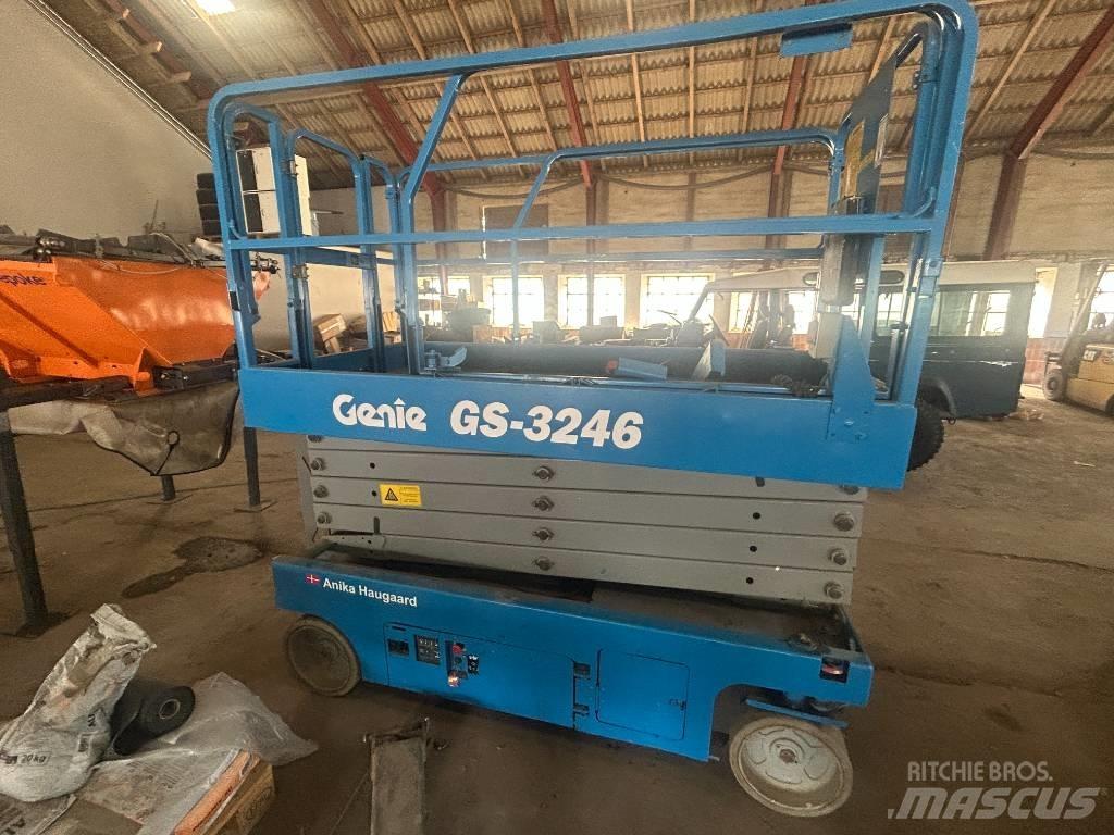 Genie GS3246 Scissor lifts