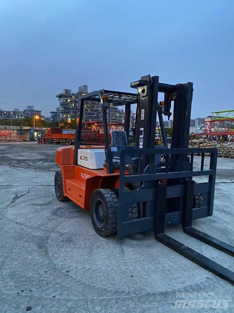 Heli FD 70 Diesel trucks