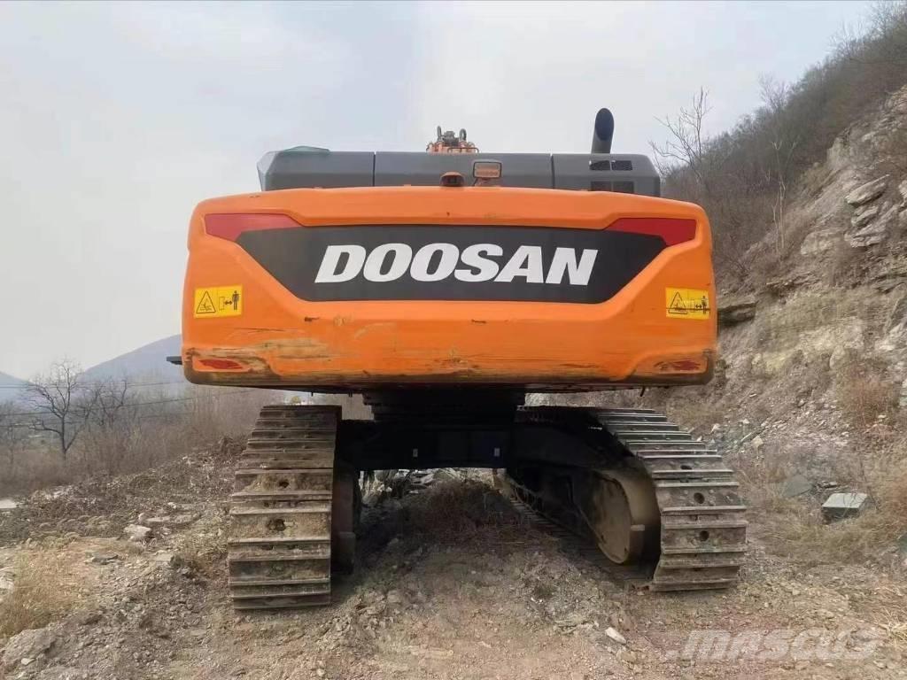 Doosan DX 500 LC Crawler excavators