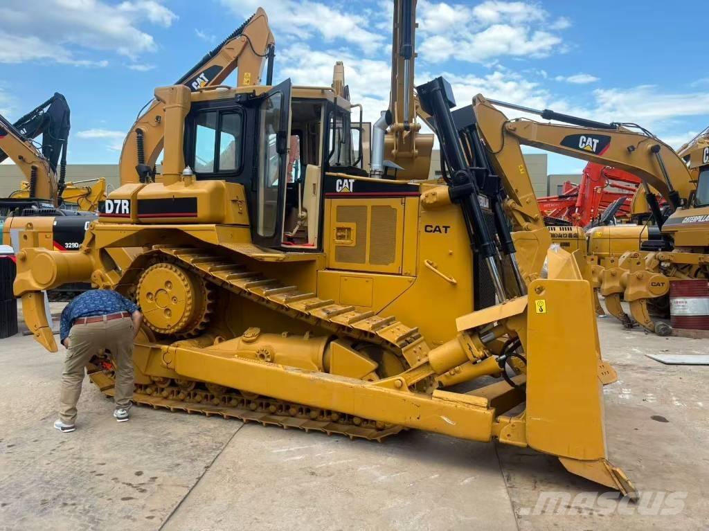 CAT D 7 R Crawler dozers