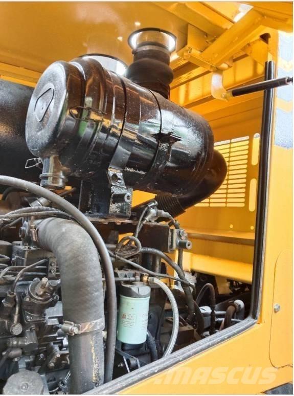 Komatsu WA 320-5 Crawler excavators