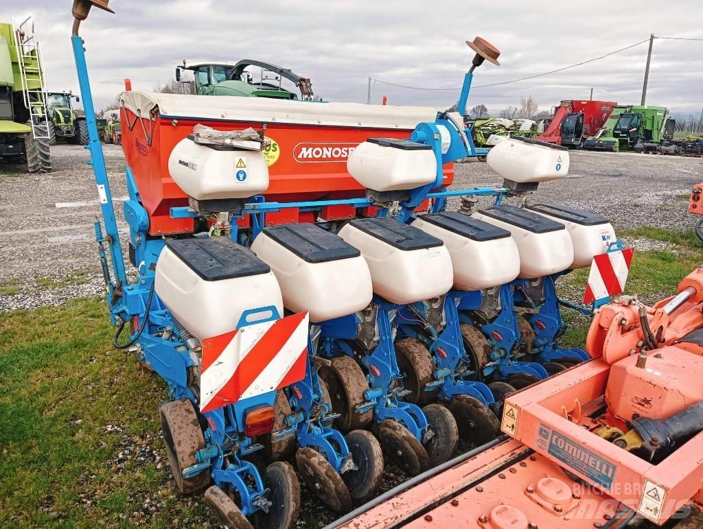 Monosem NG PLUS 4 Precision sowing machines