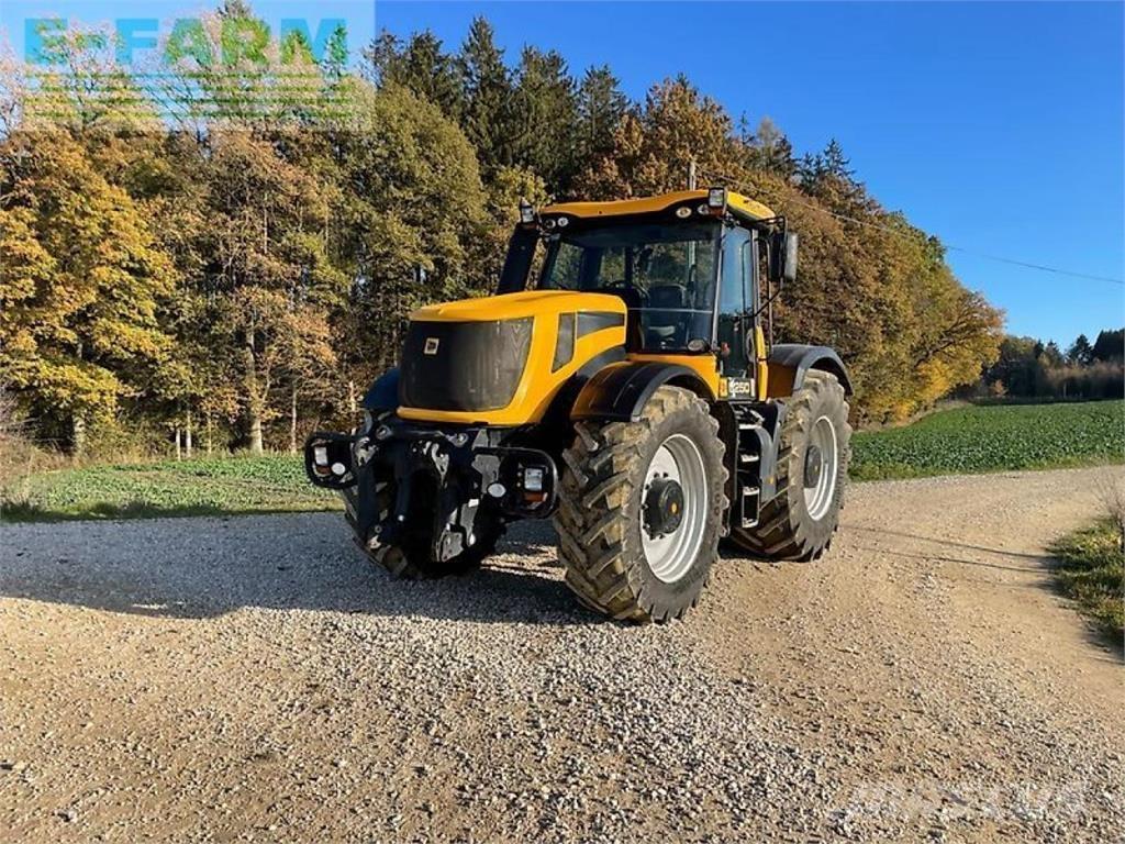 JCB fastrac 8250 Tractors